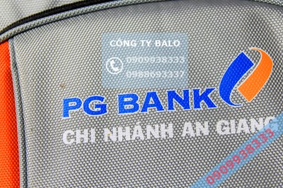 Mặt in balo quà tặng quảng cáo PG Bank