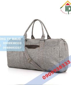 Mặt trước túi xách du lịch xám