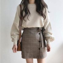 Nữ da ngăm đen nên mặc màu gì