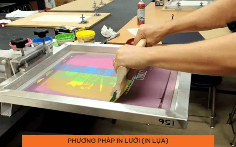 Kỹ Thuật In Lụa Lên Balo Quà Tặng